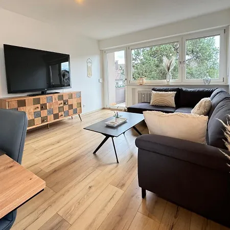 3 Apartment, 80 Qm, Ruhig Und Zentrumsnah, Max 5 Pers, Balkon, Garage, Internet 300 Mbit *